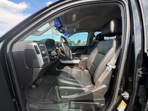 Used 2018 Chevrolet Silverado 2500 LTZ w/ Midnight Edition AWD/4WD image 14
