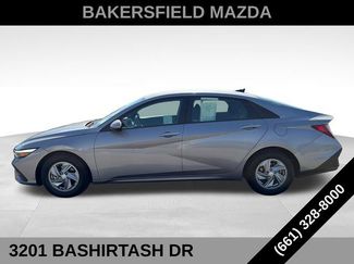 Used 2024 Hyundai Elantra SE FWD video 2