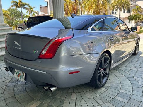 Used 2014 Jaguar XJ R LWB RWD image 30