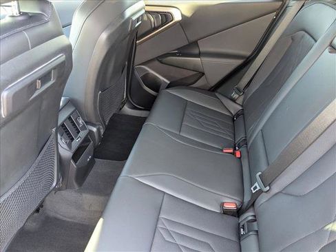 Used 2025 BMW X3 xDrive30i w/ Premium Package image 19