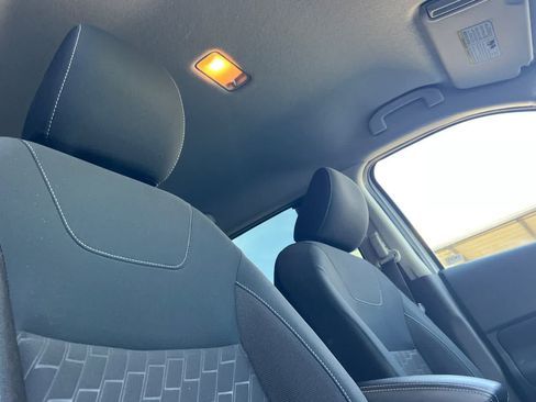 Used 2023 Nissan Kicks SV FWD image 20