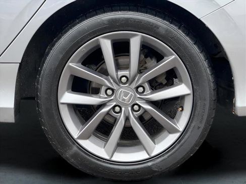 Used 2019 Honda Civic EX image 13