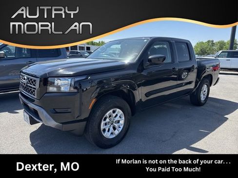Used 2024 Nissan Frontier SV RWD image 1