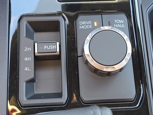 New 2026 Toyota Tundra SR5 image 11