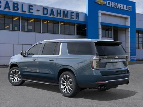 New 2026 Chevrolet Suburban Premier w/ Sun And Tow Package image 3
