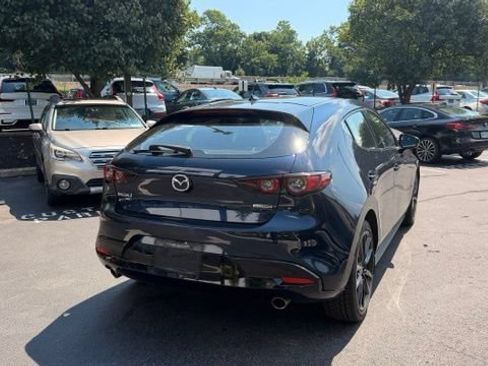 Used 2019 MAZDA MAZDA3 AWD Hatchback w/ Premium Pkg image 3