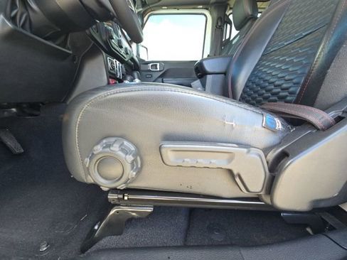 Used 2023 Jeep Gladiator Rubicon w/ LED Lighting Group image 21