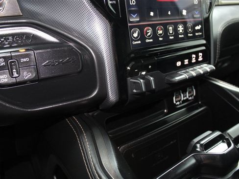 Used 2021 RAM 2500 Limited AWD/4WD image 30