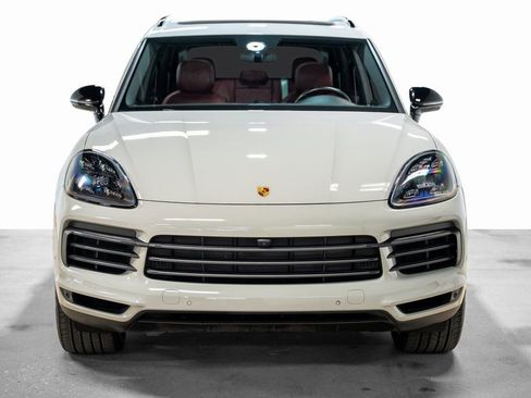 Used 2022 Porsche Cayenne S Platinum image 4