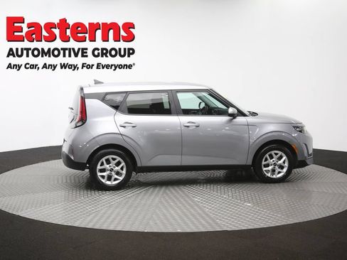 Used 2023 Kia Soul LX w/ Option Group 015 FWD image 44