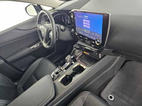 Used 2025 Lexus NX 300h AWD w/ Luxury Package image 11