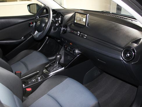 Used 2016 Scion iA FWD image 27