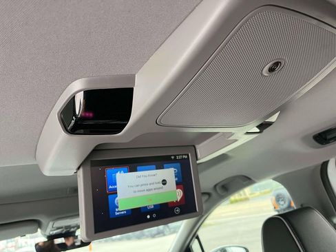 Used 2023 Honda Odyssey Elite image 15