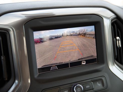 Certified 2024 Chevrolet Silverado 2500 Custom image 18