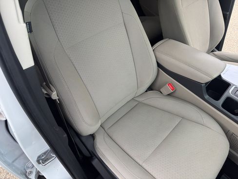 Used 2018 Ford Escape SE w/ SE Sync 3 Package image 31