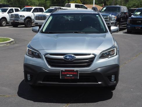 Used 2021 Subaru Outback Premium AWD/4WD image 2