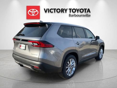 New 2026 Toyota Grand Highlander AWD image 7
