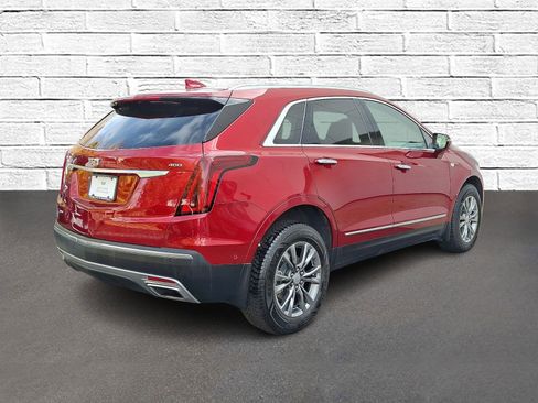 Used 2021 Cadillac XT5 Premium Luxury image 6