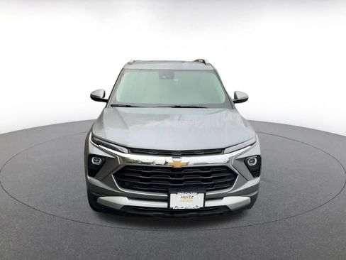 Used 2025 Chevrolet TrailBlazer LT image 4