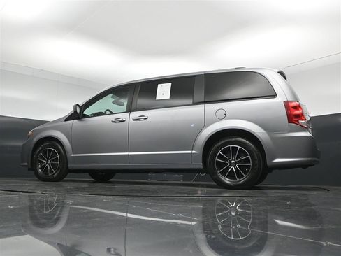 Used 2019 Dodge Grand Caravan GT FWD image 34
