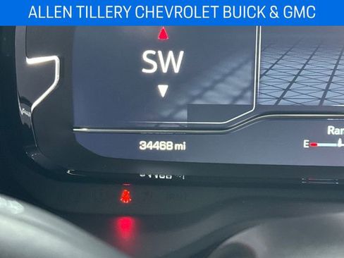 Certified 2023 GMC Yukon Denali image 27