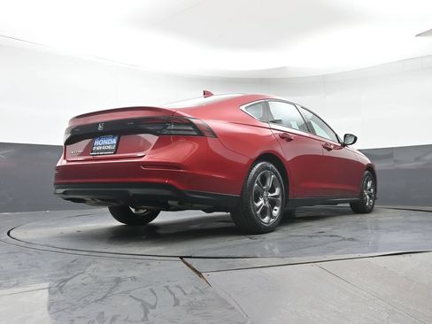 Certified 2023 Honda Accord EX image 31