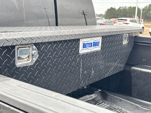 Used 2017 Toyota Tacoma TRD Off-Road w/ Tow Package (A/T) image 31