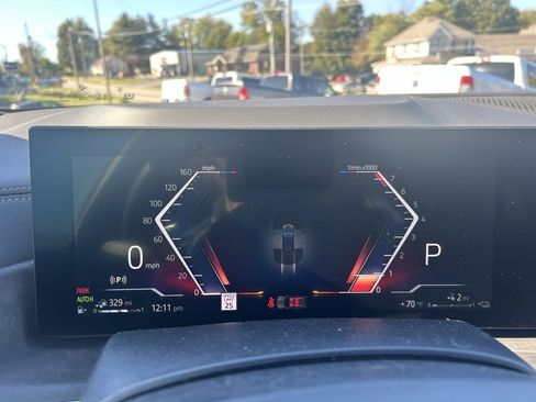 Used 2024 BMW X5 xDrive50e w/ M Sport Package image 17