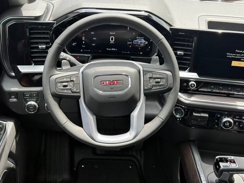 New 2026 GMC Sierra 1500 SLT AWD/4WD image 13
