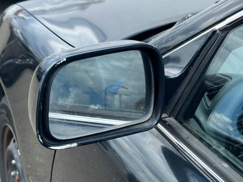 Used 1995 Toyota Camry LE FWD image 8