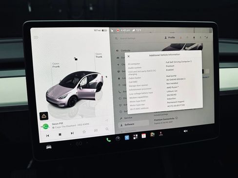 Used 2023 Tesla Model Y Long Range AWD/4WD image 34