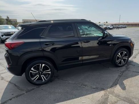 Certified 2023 Chevrolet TrailBlazer LT w/ Convenience Package AWD/4WD image 8