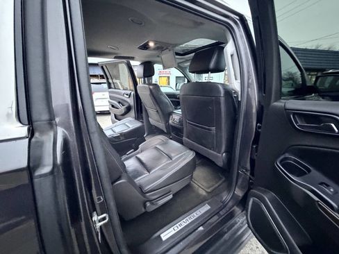 Used 2016 Chevrolet Suburban LT image 51