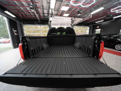 Used 2022 Toyota Tundra SR5 w/ Convenience Package image 27