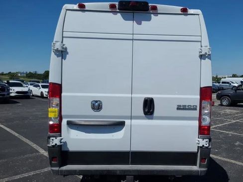 Used 2025 RAM ProMaster 3500 w/ Convenience Group image 4