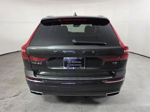 Used 2021 Volvo XC60 T5 Inscription w/ Protection Package Premier image 5