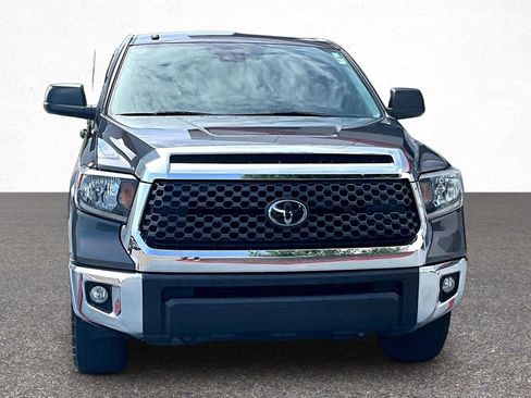 Certified 2018 Toyota Tundra SR5 w/ SR5 Upgrade Package RWD image 4