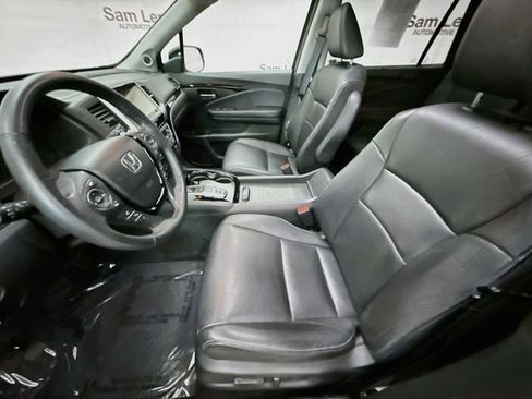 Used 2018 Honda Pilot Touring image 23