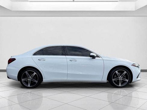 Used 2019 Mercedes-Benz A 220 4MATIC image 6