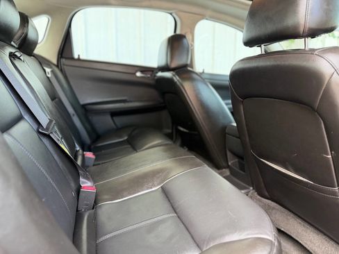 Used 2008 Chevrolet Impala LTZ FWD image 27