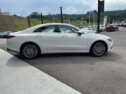 Used 2025 Mercedes-Benz CLA 250 4MATIC image 6