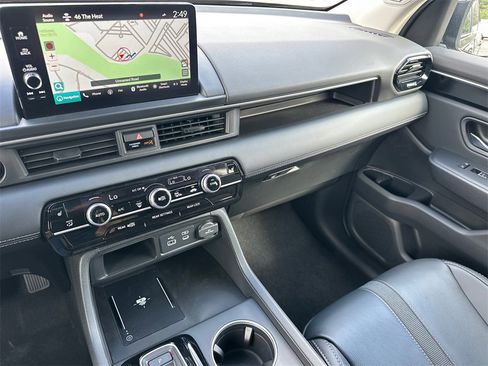 New 2025 Honda Pilot Touring image 25