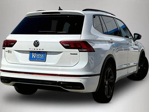 Used 2023 Volkswagen Tiguan SE R-Line AWD/4WD image 6