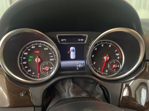 Used 2018 Mercedes-Benz GLE 350 image 32