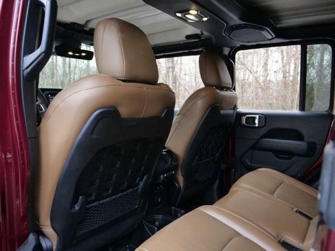 Used 2021 Jeep Gladiator Rubicon image 34