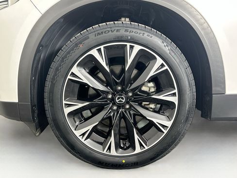 Used 2024 MAZDA CX-90 Plug-In Hybrid w/ Premium Plus AWD/4WD image 11