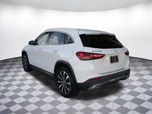 Certified 2021 Mercedes-Benz GLA 250 4MATIC image 3