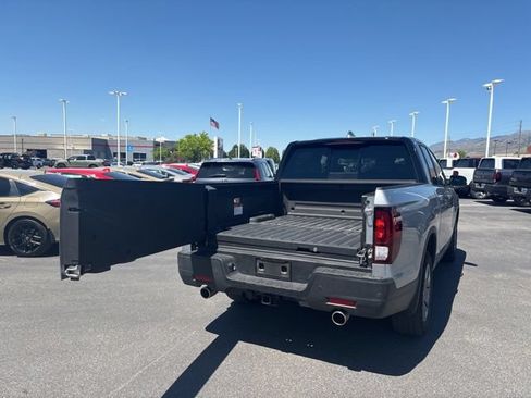 Certified 2025 Honda Ridgeline TrailSport image 30