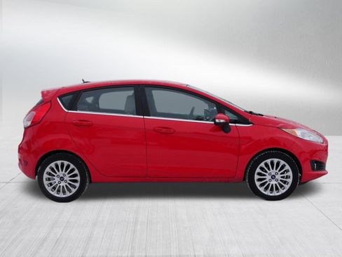 Used 2014 Ford Fiesta Titanium image 8