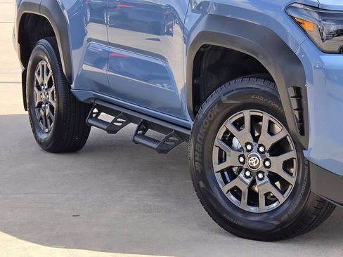 Used 2025 Toyota 4Runner SR5 RWD image 11